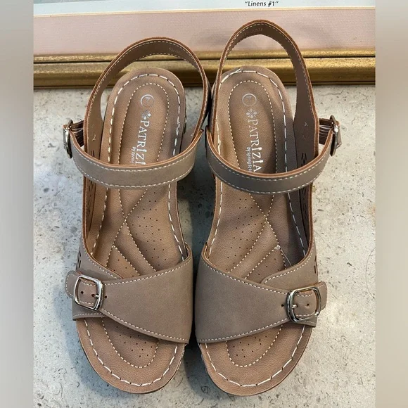 Patrizia by Spring Step Women's Tan Nude Wedge Sandals 7 NWOB - Picture 2 of 6
